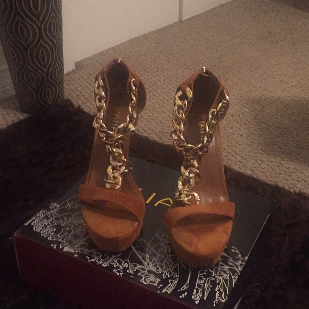 Shoes